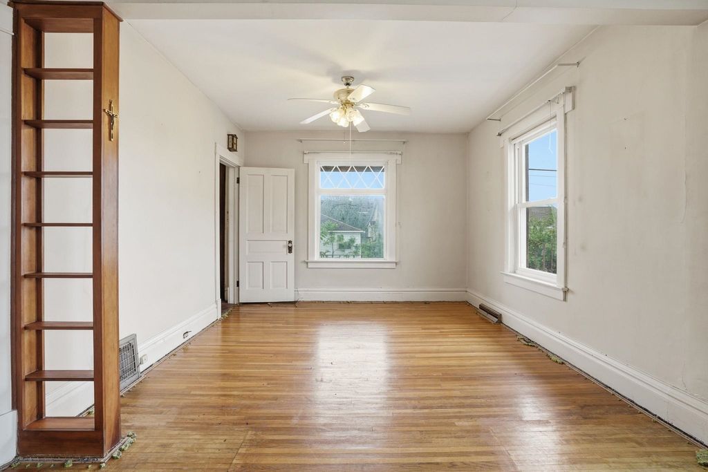 Photo of Dubuque, IA 52001 (MLS # 154676)
