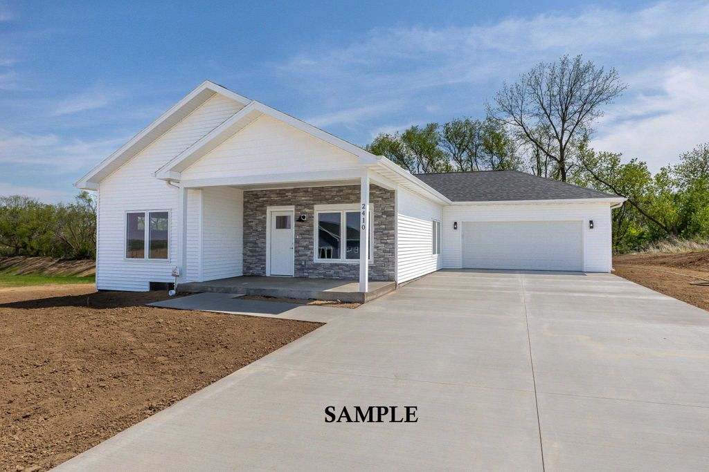 Photo of Dubuque, IA 52001 (MLS # 151369)