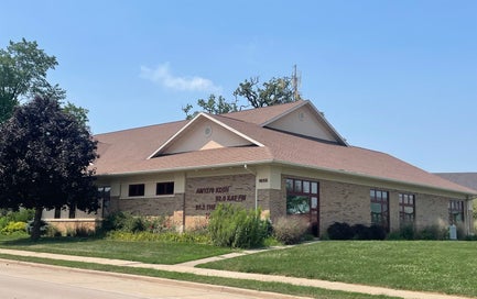 1055 University Avenue Dubuque IA 52001