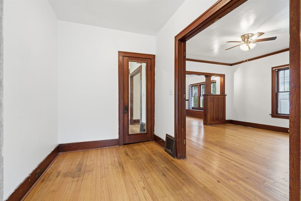 Photo of Dubuque, IA 52001 (MLS # 154616)