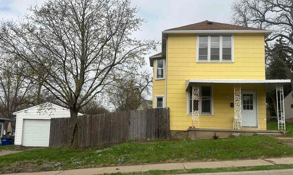 Photo of Dubuque, IA 52001 (MLS # 154375)