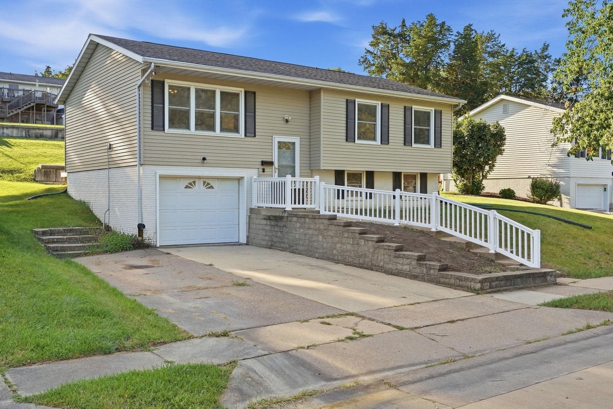 2207 Graham Circle - Photo 3