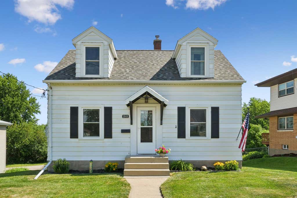 Photo of Dubuque, IA 52001 (MLS # 154842)