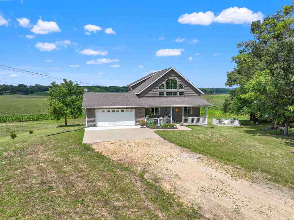 Photo of Maquoketa, IA 52060 (MLS # 155374)