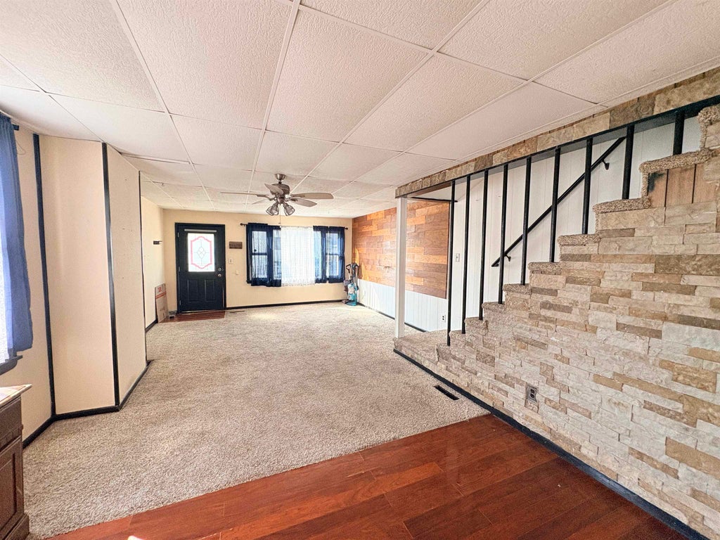Photo of Dubuque, IA 52001 (MLS # 155608)