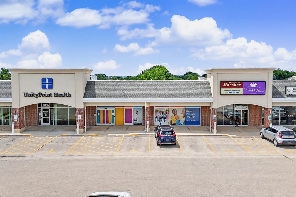 Photo of Dubuque, IA 52002 (MLS # 155999)