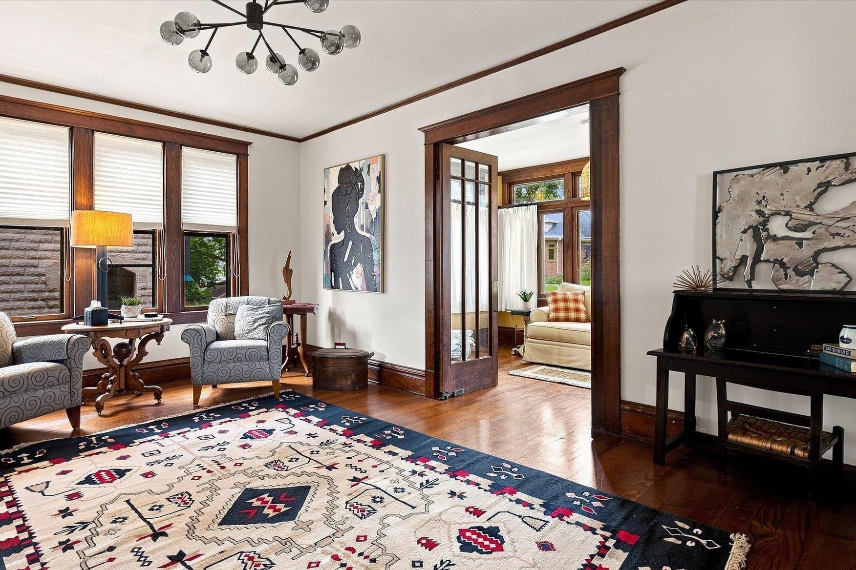 1033 Melrose Terrace - Photo 4