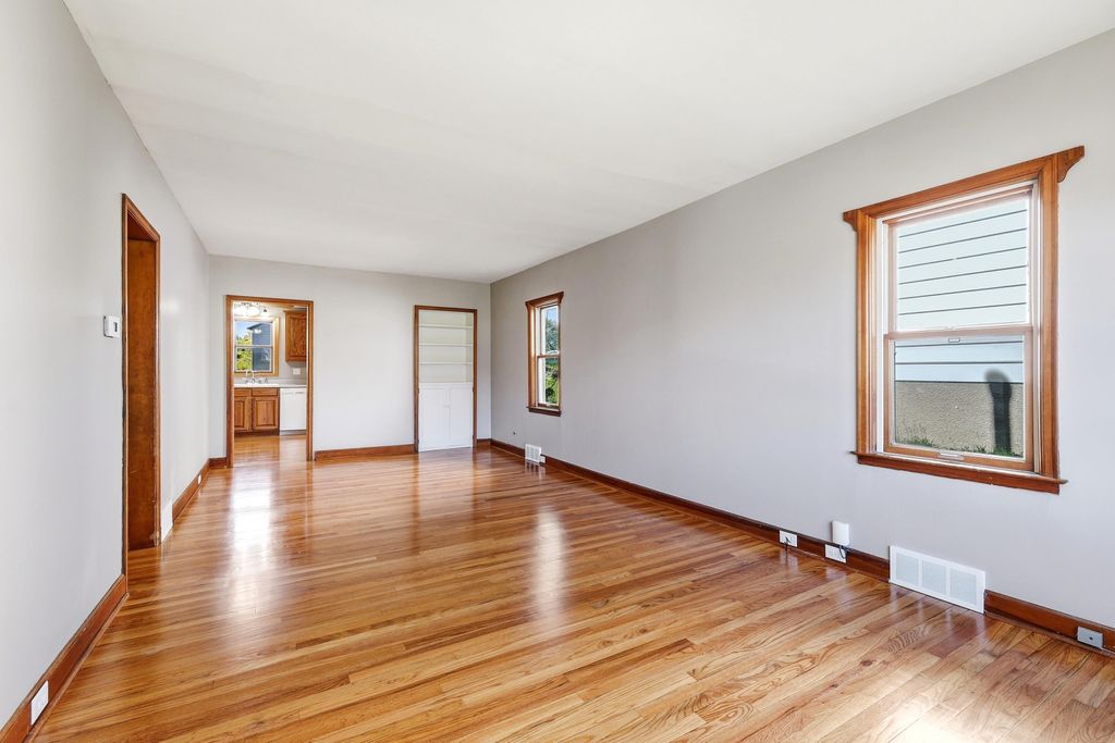 Photo of Dubuque, IA 52001 (MLS # 154604)