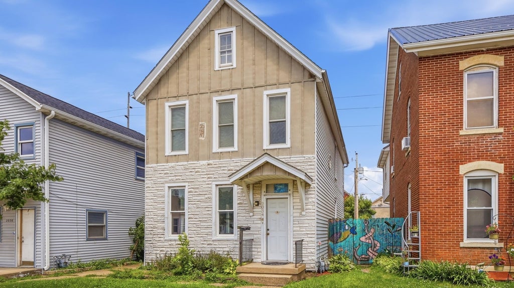 Photo of Dubuque, IA 52001 (MLS # 155317)