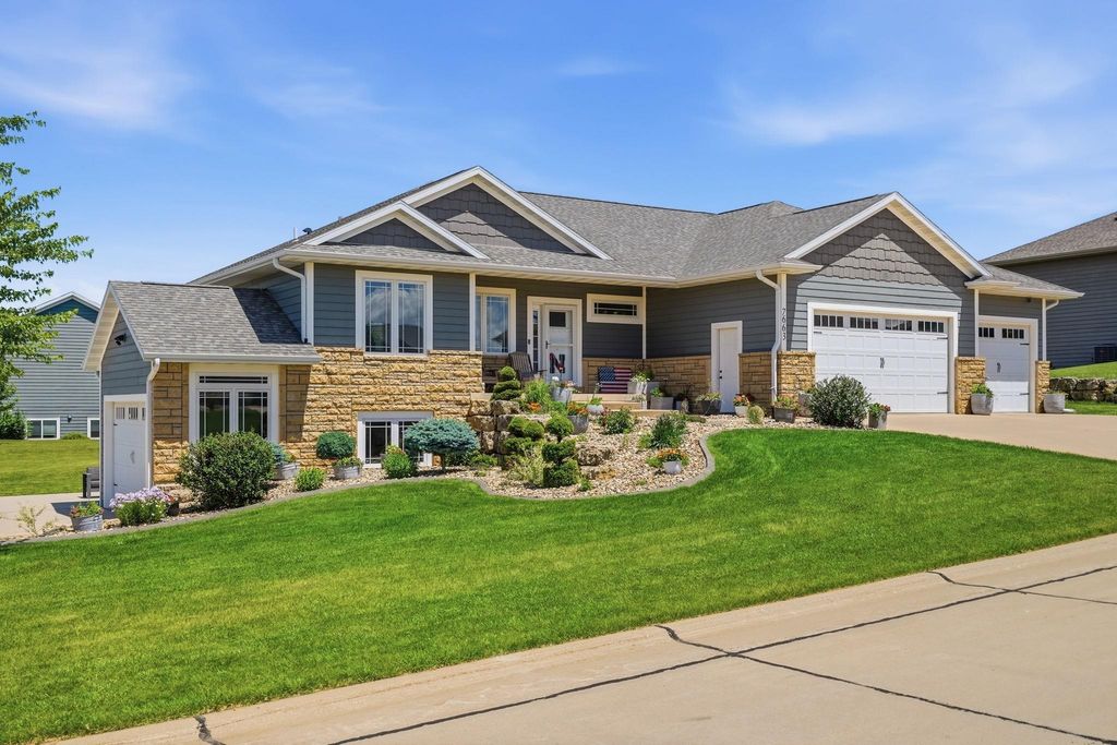 Photo of Peosta, IA 52068 (MLS # 154987)