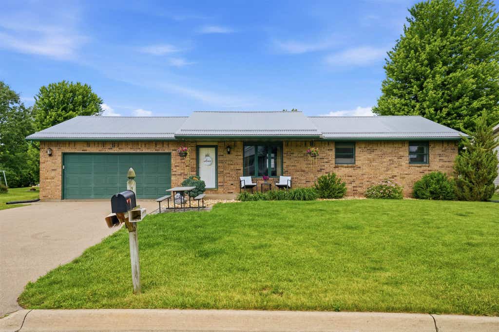 Photo of Peosta, IA 52068 (MLS # 155038)