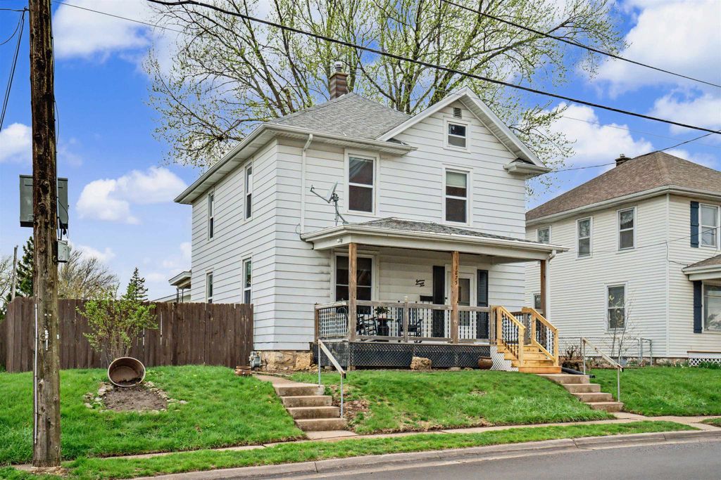 Photo of Dubuque, IA 52001 (MLS # 154415)