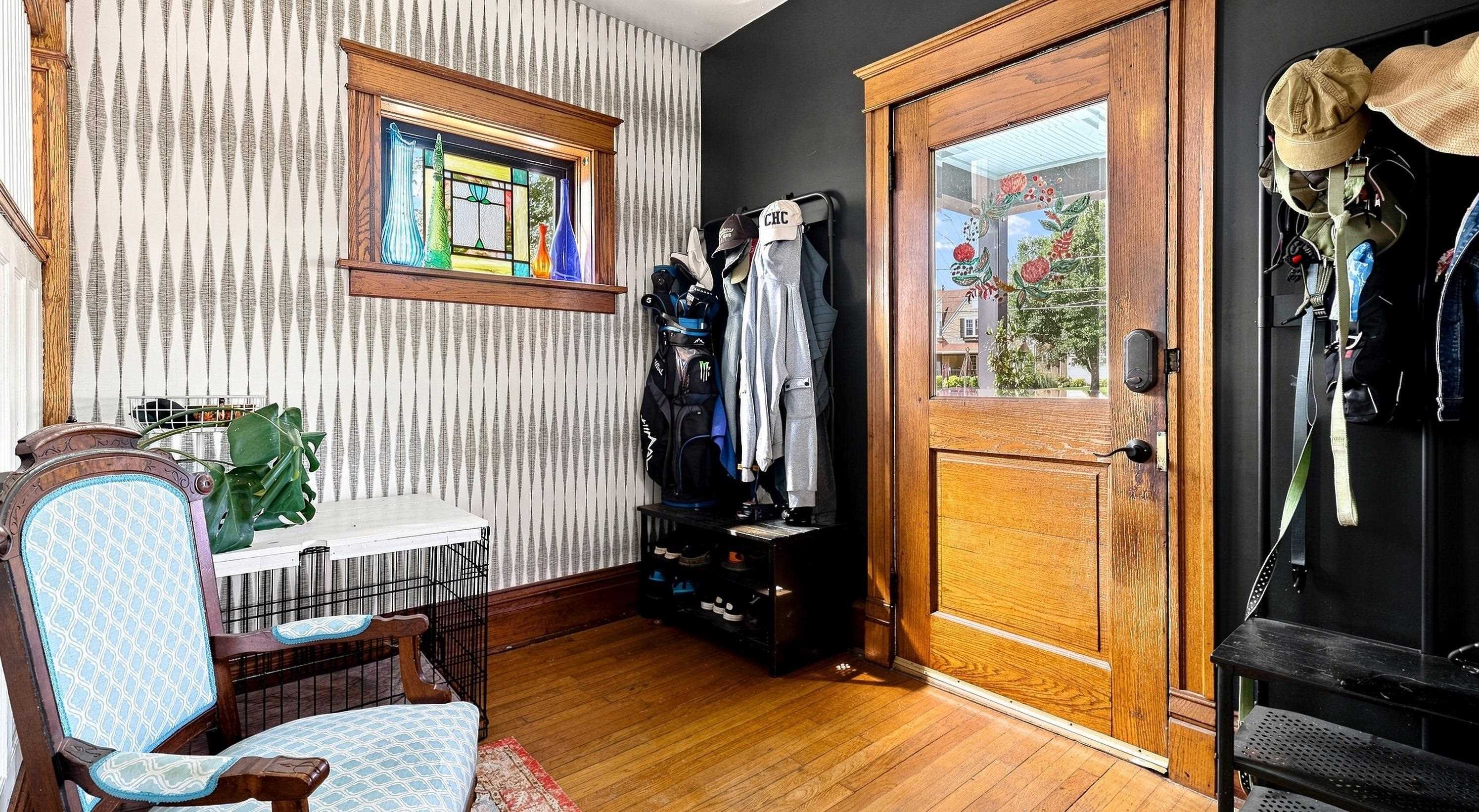 1765 S Grandview Avenue - Photo 3