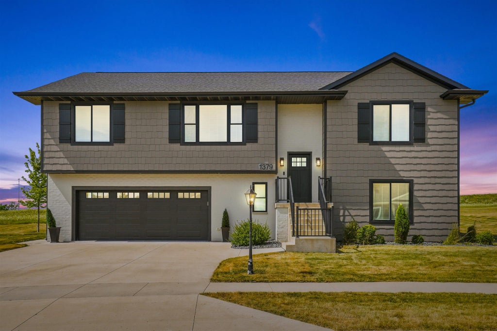 Photo of Dubuque, IA 52003 (MLS # 155622)