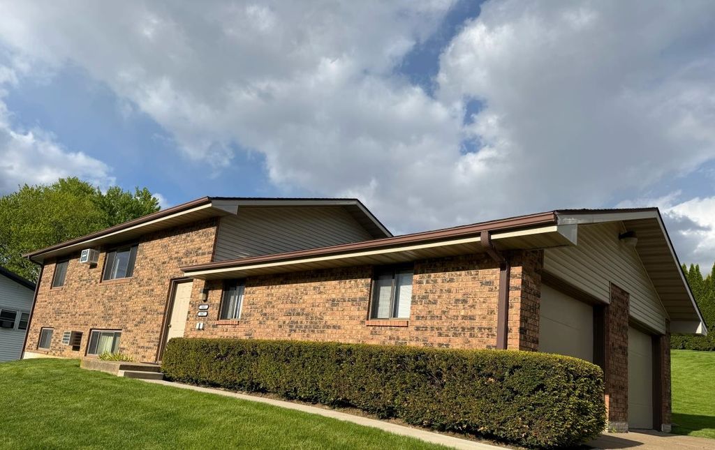 Photo of Dubuque, IA 52001 (MLS # 154542)