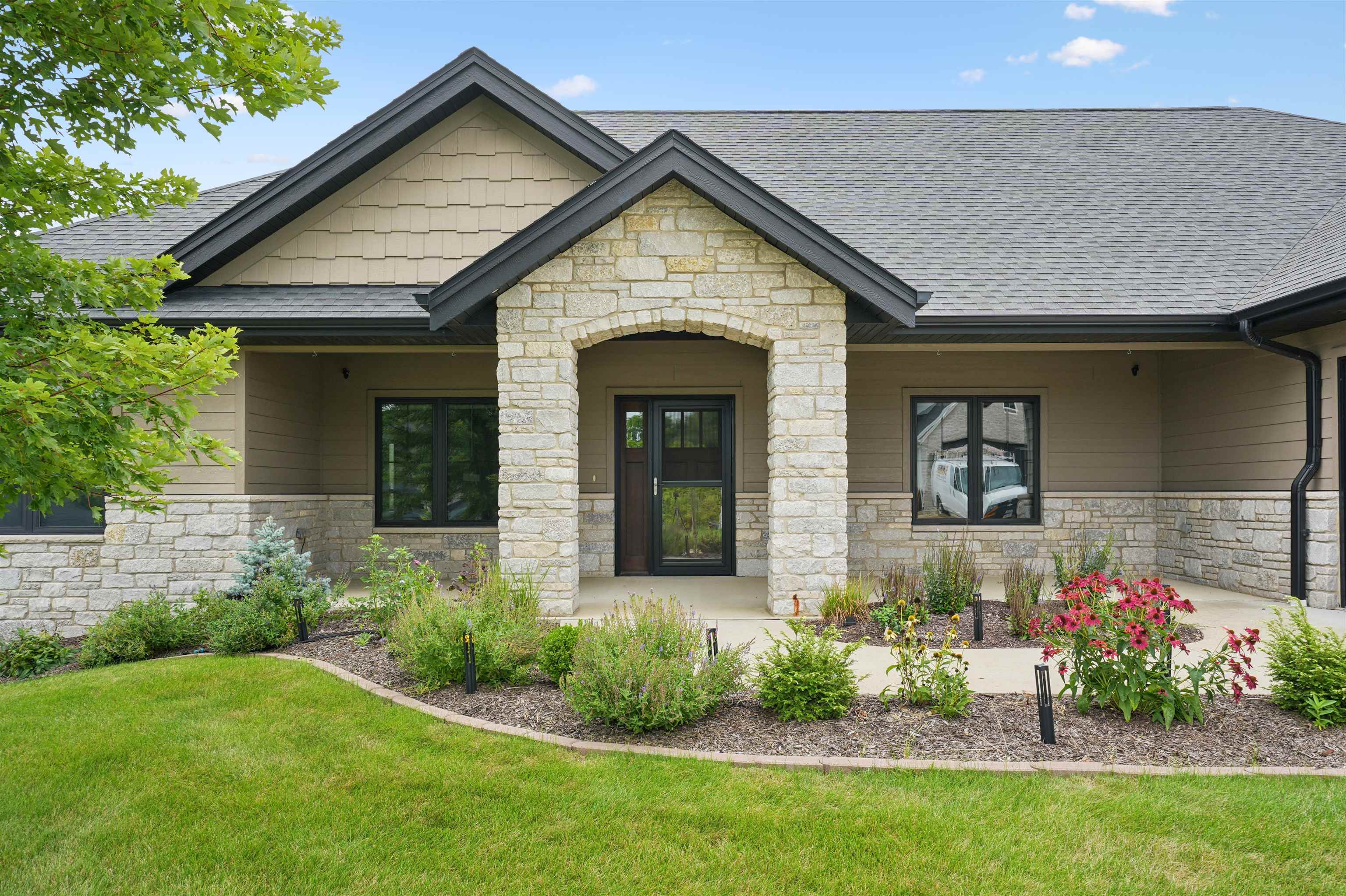 2189 Creek Wood Drive