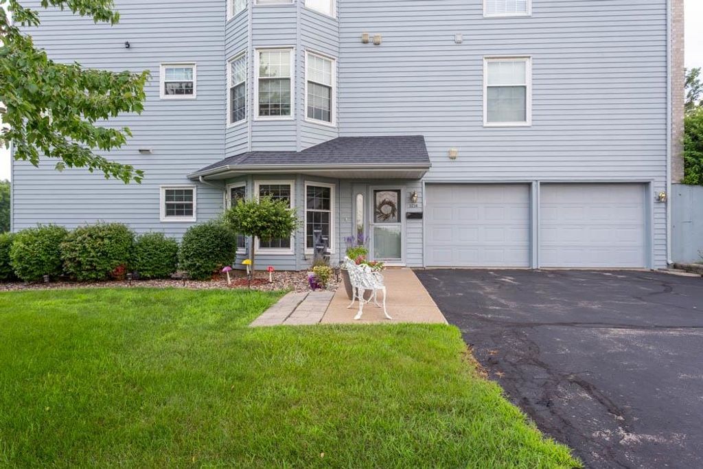 Photo of Dubuque, IA 52003 (MLS # 154613)