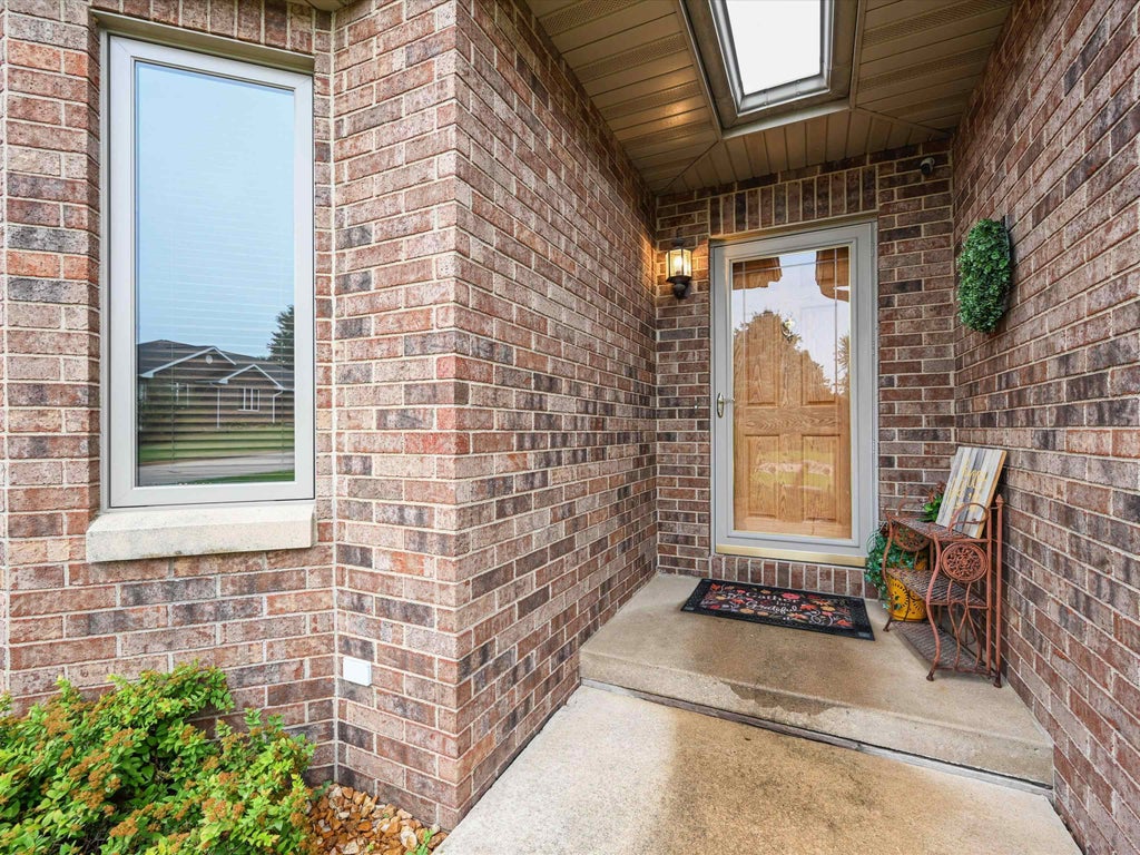 Photo of Dubuque, IA 52002 (MLS # 155757)
