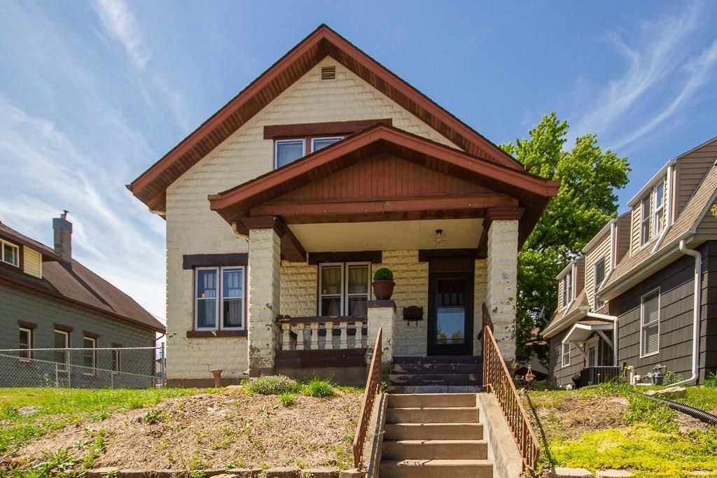 Photo of Dubuque, IA 52001 (MLS # 154644)