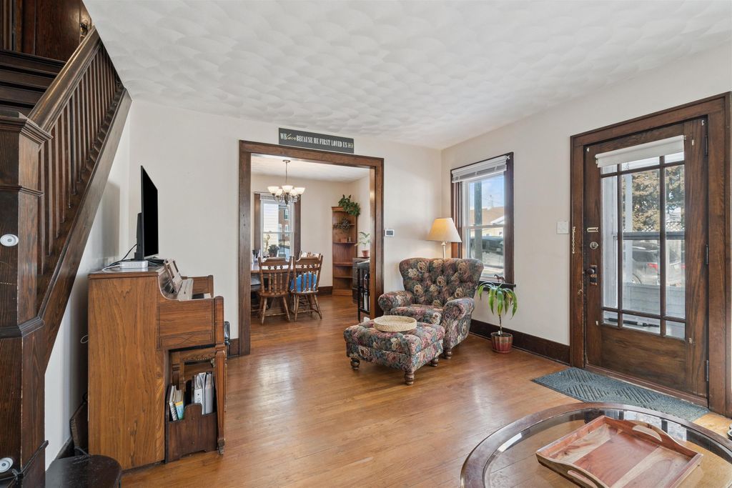 Photo of Dubuque, IA 52001 (MLS # 153887)