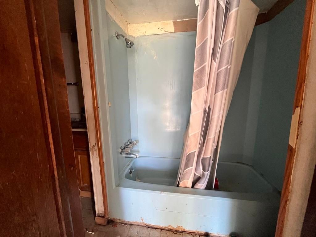 Photo of Dubuque, IA 52001 (MLS # 154353)