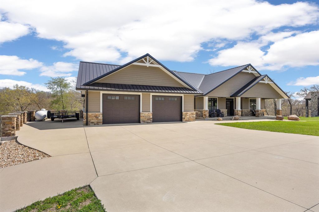 Photo of Manchester, IA 52057 (MLS # 154611)