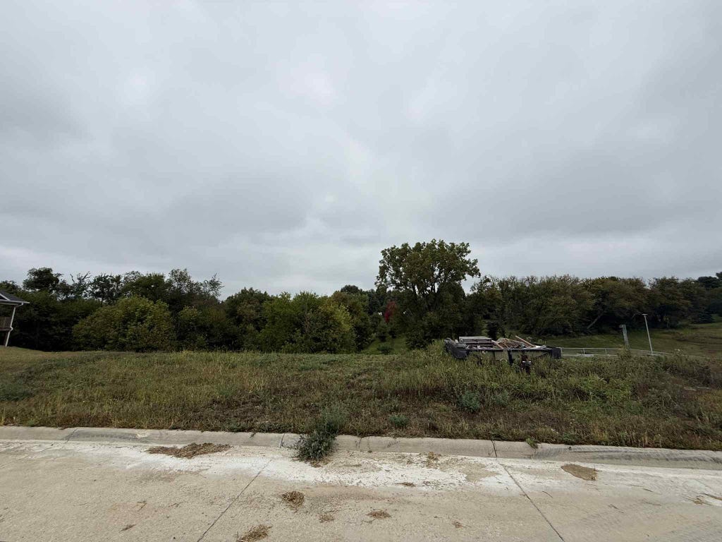 Photo of Dubuque, IA 52002 (MLS # 153066)