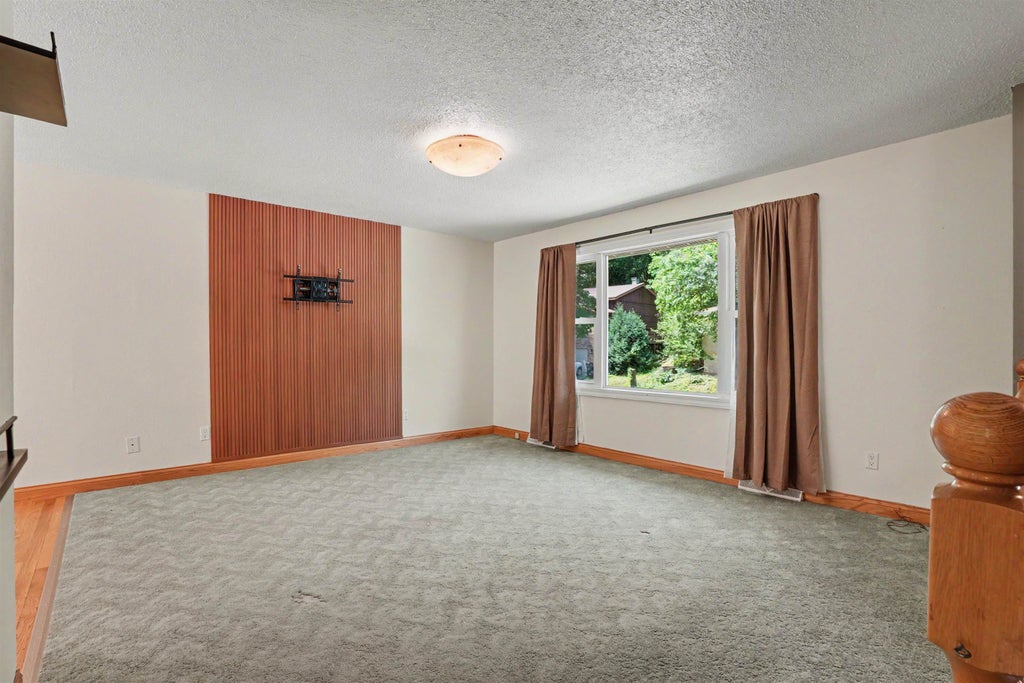 Photo of Dubuque, IA 52001 (MLS # 155149)