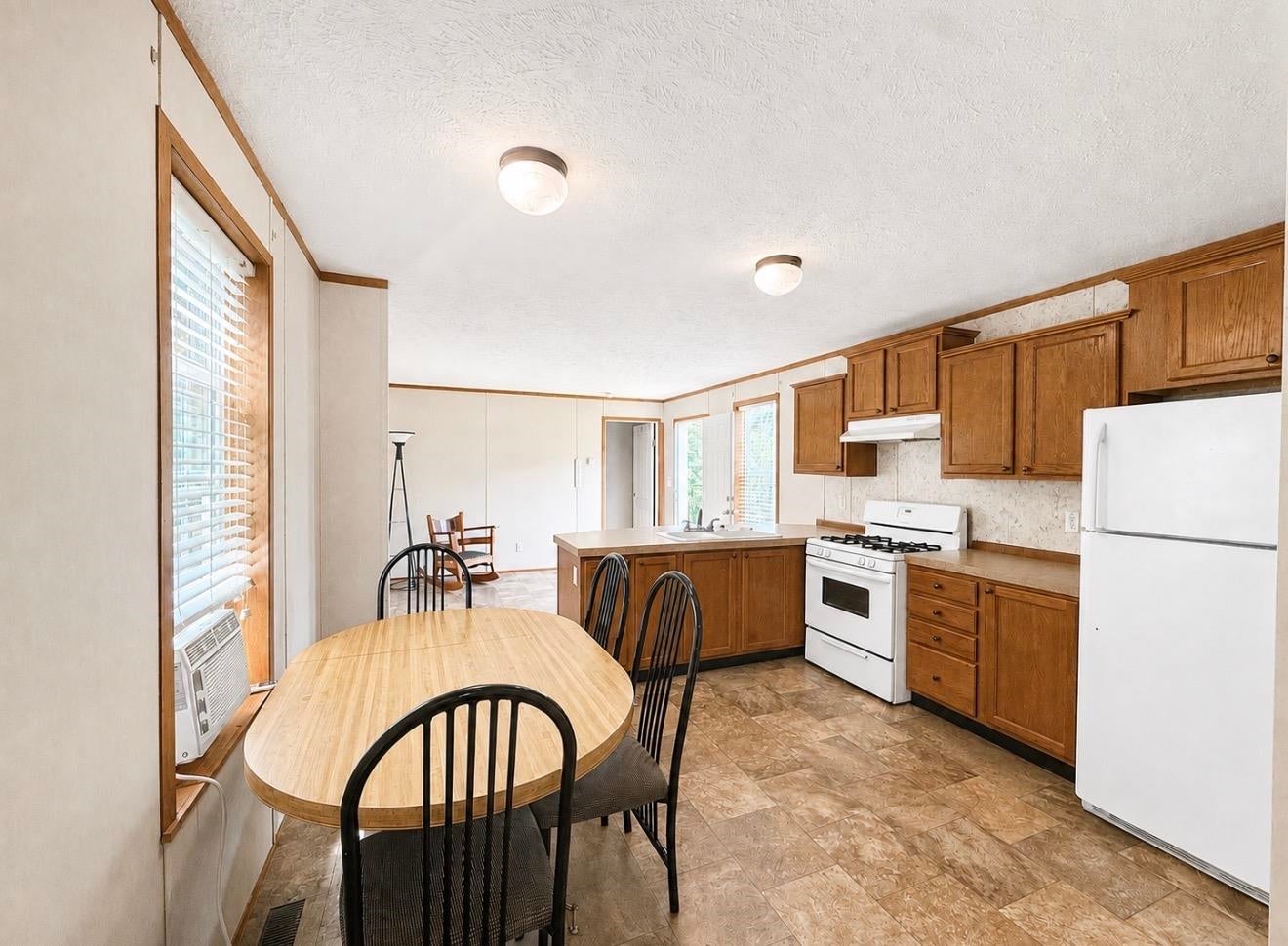 9503 Sunny Drive - Photo 4