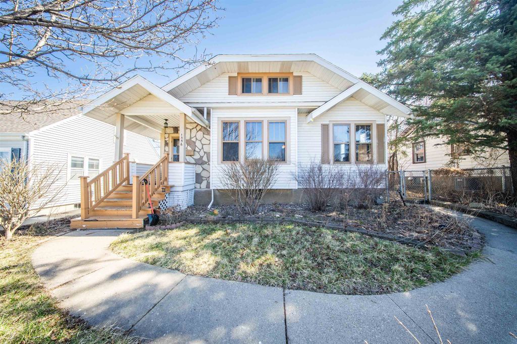 Photo of Dubuque, IA 52001 (MLS # 154264)