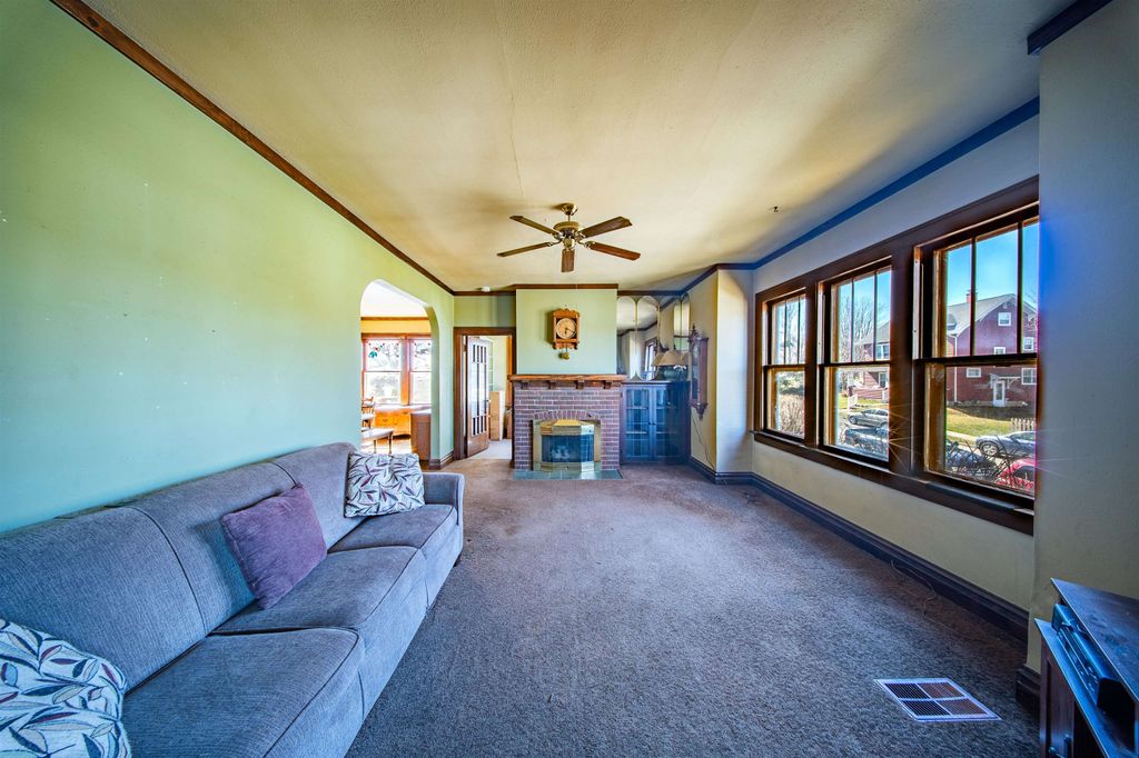 Photo of Dubuque, IA 52001 (MLS # 154264)