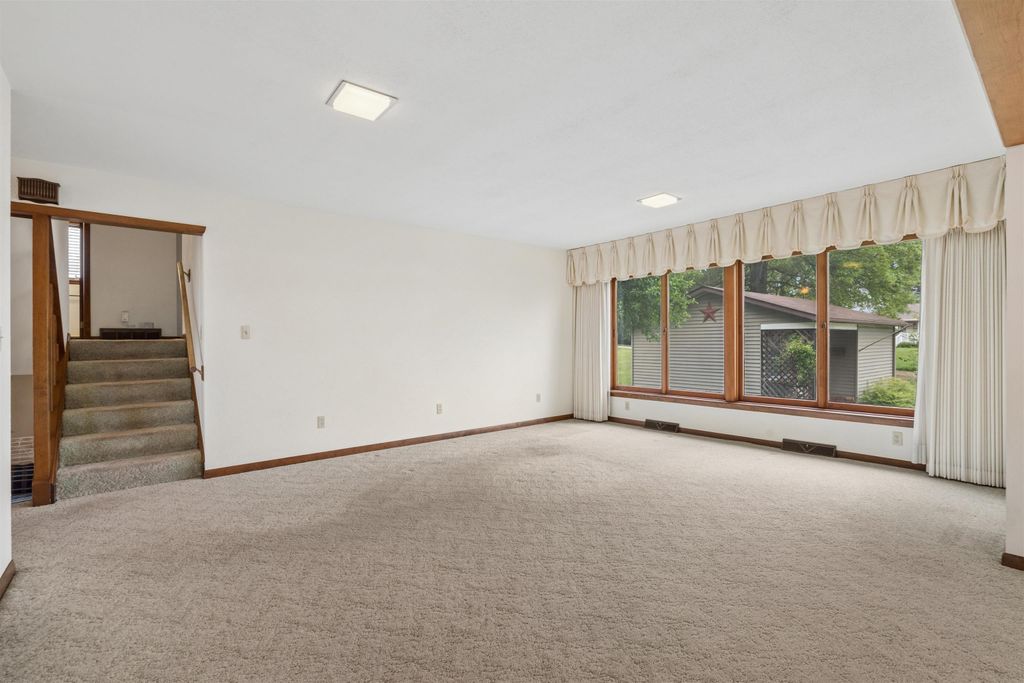 Photo of Cascade, IA 52033 (MLS # 154709)