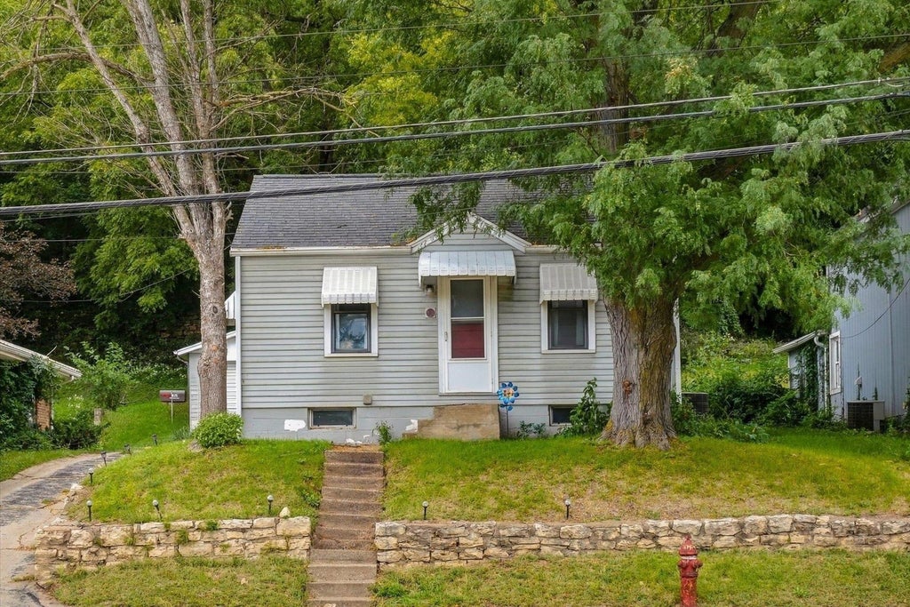Photo of East Dubuque, IL 61025 (MLS # 155821)