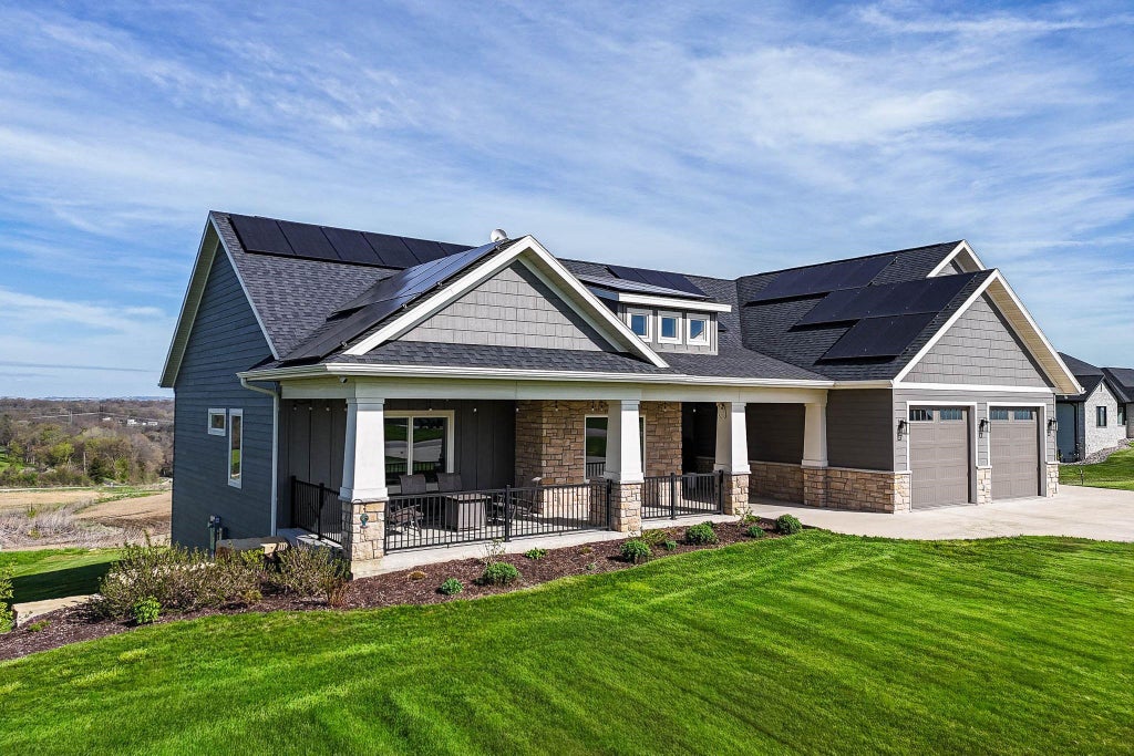 Photo of Dubuque, IA 52002 (MLS # 155117)
