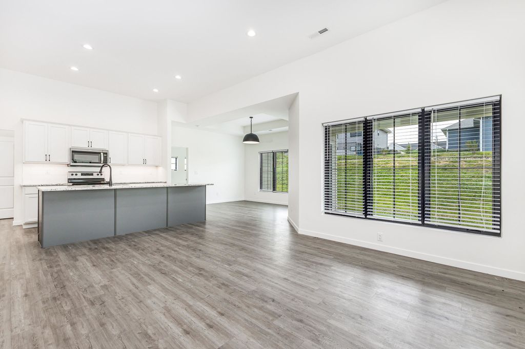 Photo of Dubuque, IA 52002 (MLS # 153450)