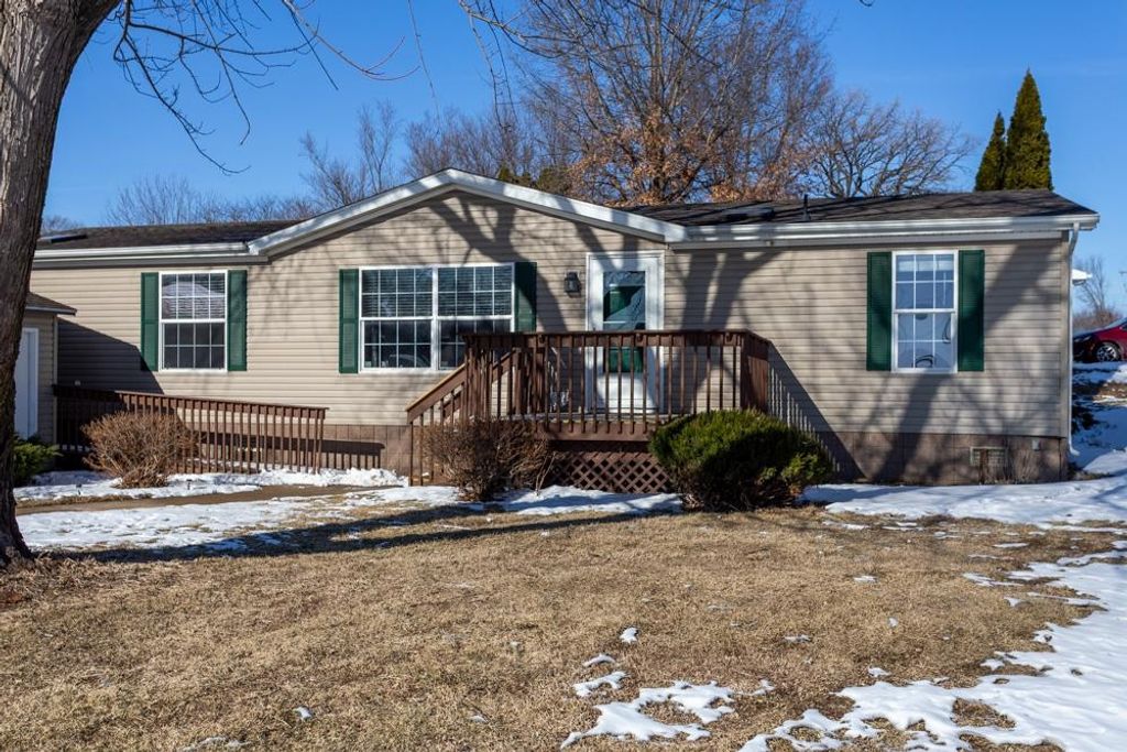 Photo of East Dubuque, IL 60125 (MLS # 154529)