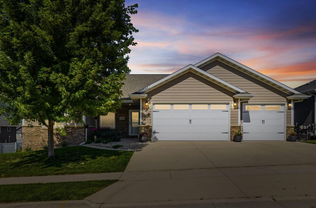 Photo of Dubuque, IA 52003 (MLS # 155212)