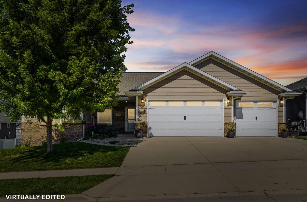 Photo of Dubuque, IA 52003 (MLS # 155212)