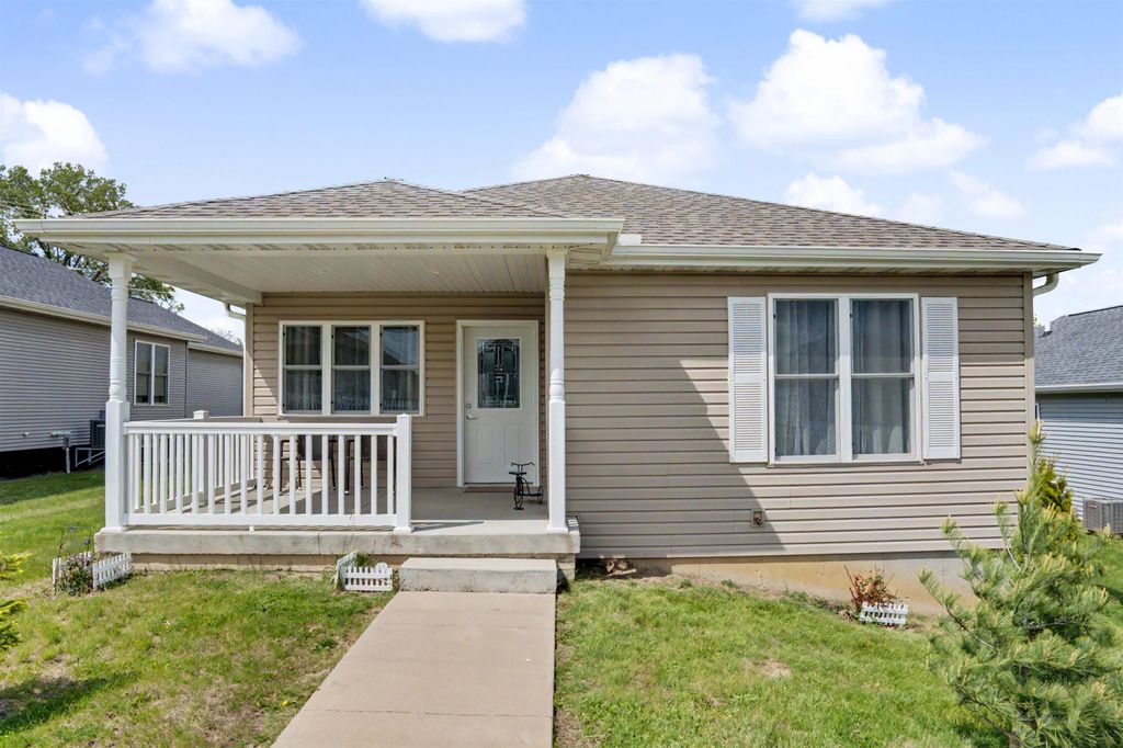 Photo of Maquoketa, IA 52060 (MLS # 154582)