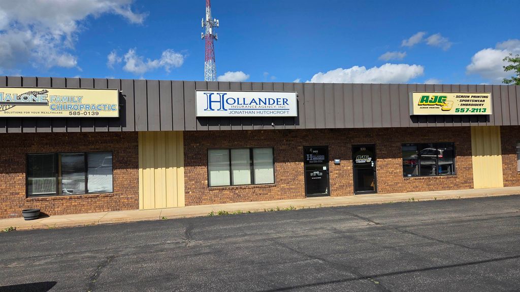 Photo of Dubuque, IA 52003 (MLS # 154989)