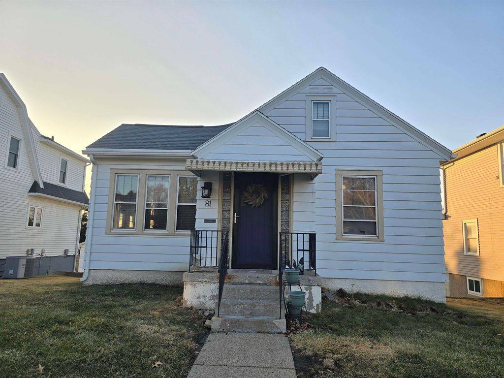 Photo of Dubuque, IA 52003 (MLS # 154087)