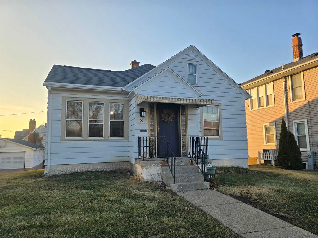 Photo of Dubuque, IA 52003 (MLS # 154087)