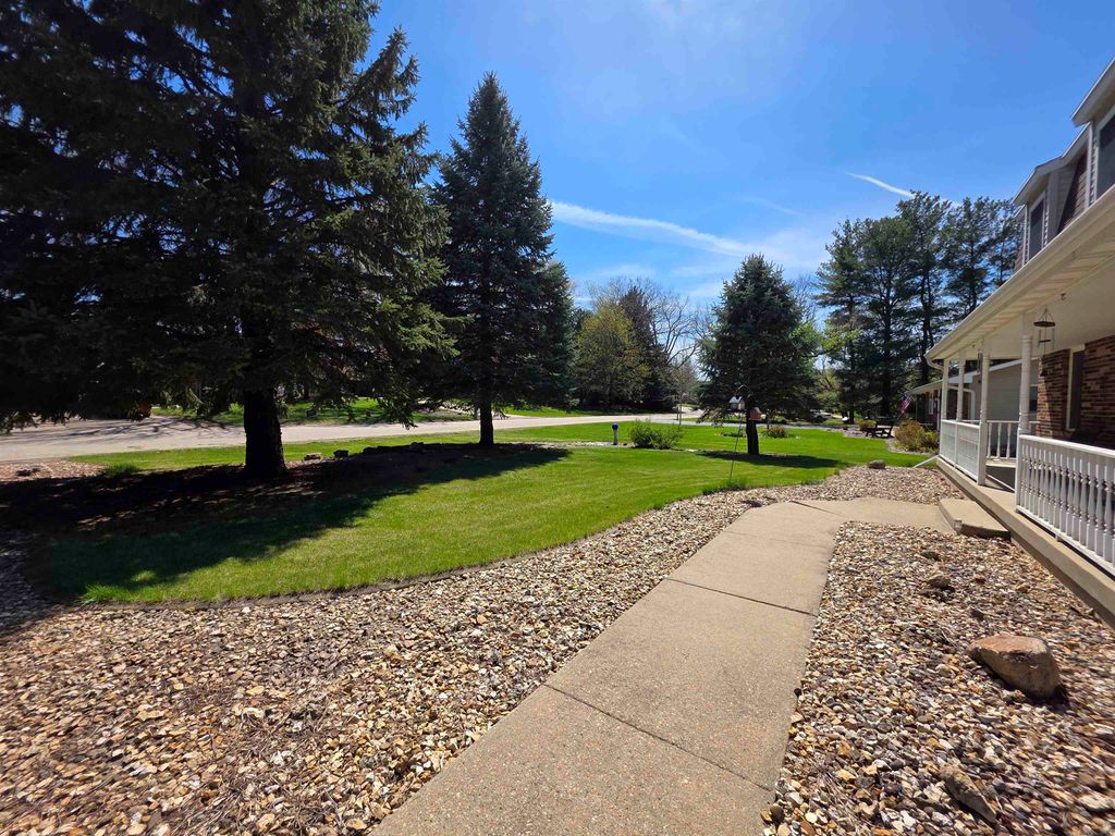 Photo of Dubuque, IA 52003 (MLS # 154431)