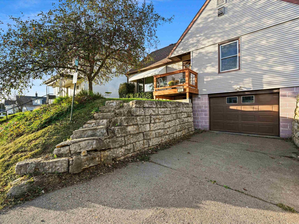 Photo of Dubuque, IA 52001 (MLS # 155983)