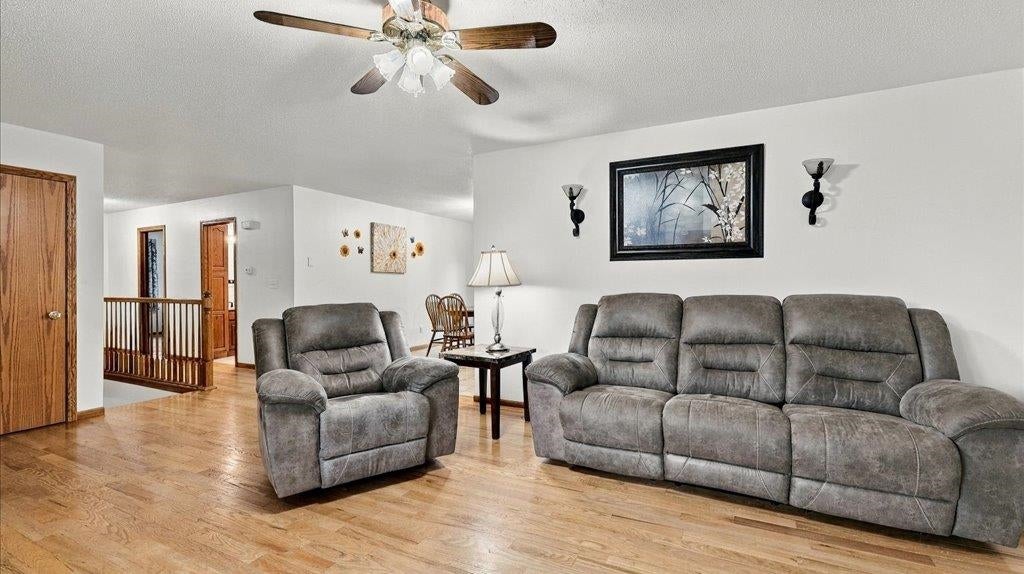 208 Oak Forest Drive