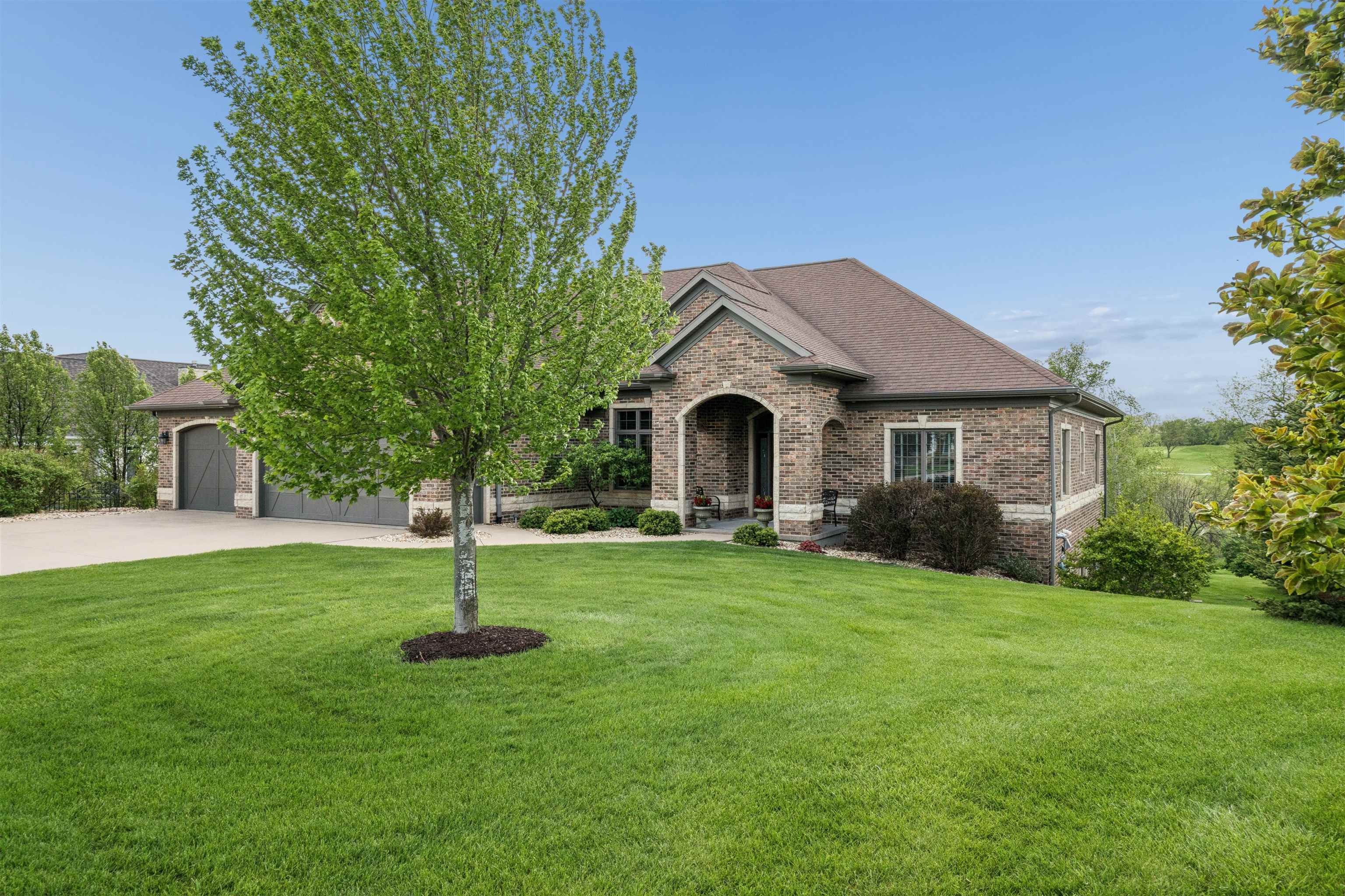 2101 Wedgewood Drive
