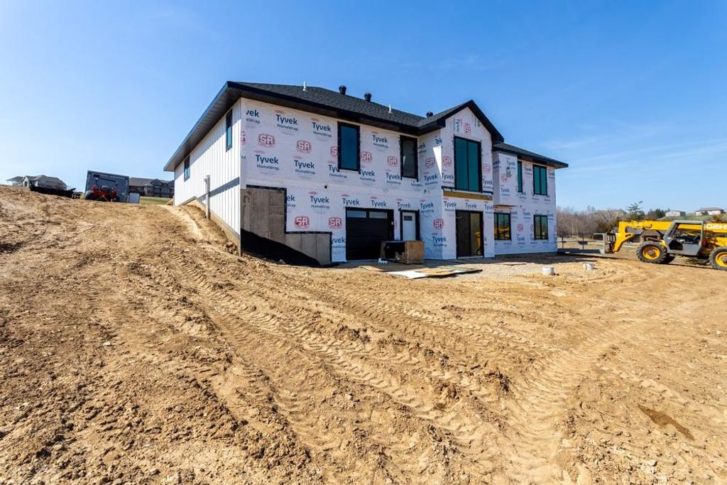 Photo of Dubuque, IA 52002 (MLS # 154272)