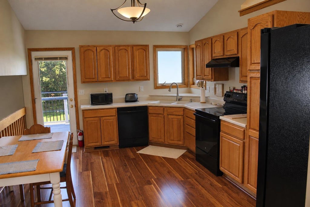 Photo of Cedar Rapids, IA 52402 (MLS # 155923)