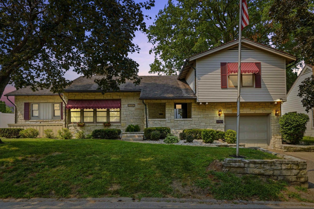 Photo of Dubuque, IA 52003 (MLS # 155327)