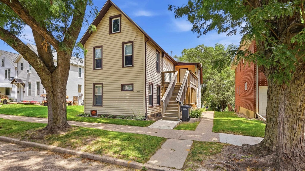 Photo of Dubuque, IA 52001 (MLS # 155148)